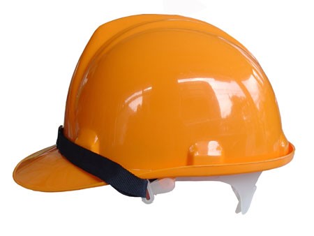Cách vệ sinh và bảo quản mũ bảo hộ lao động đúng cách